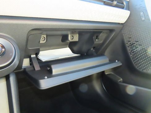 Used 2025 MINI Cooper S image 28