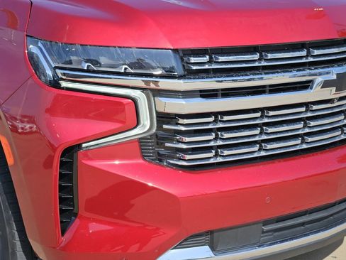 Used 2024 Chevrolet Tahoe Premier AWD/4WD image 8