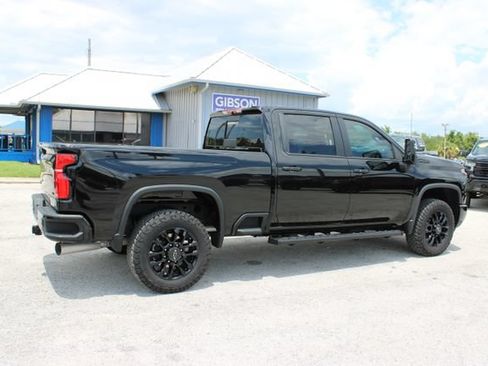 Used 2025 Chevrolet Silverado 2500 LT w/ Trail Boss Package AWD/4WD image 12