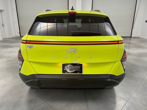 Used 2024 Hyundai Kona SEL image 6