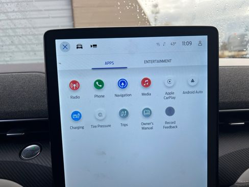 Used 2021 Ford Mustang Mach-E Premium image 22