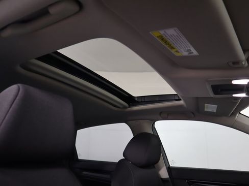 Certified 2023 Honda Civic EX image 18