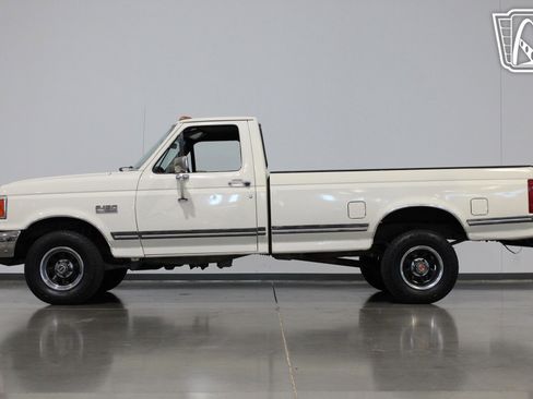 Used 1990 Ford F150 4x4 Regular Cab image 26