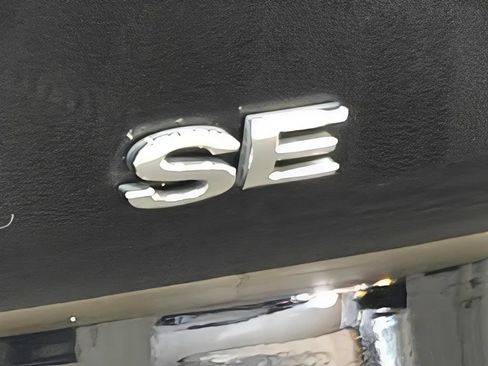 Used 2021 Ford EcoSport SE w/ SE Convenience Package FWD image 48