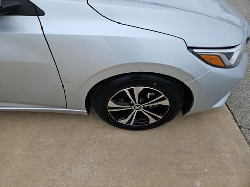 Used 2023 Nissan Sentra SV image 9