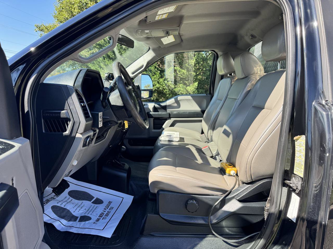 Used 2018 Ford F550 4x4 Regular Cab Super Duty image 19