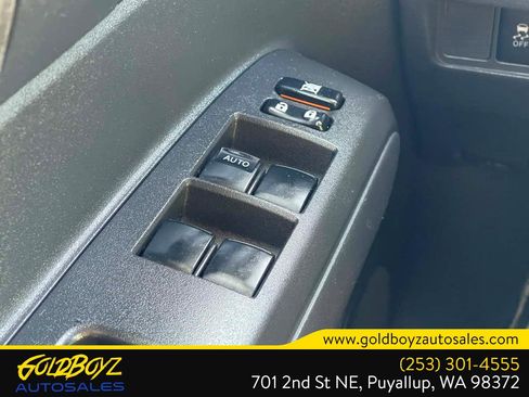 Used 2013 Scion xB FWD image 36