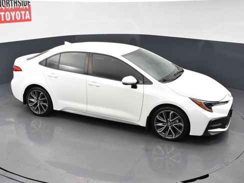 Used 2021 Toyota Corolla SE FWD image 20