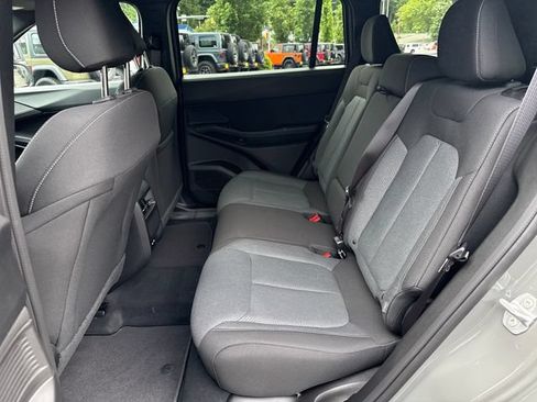 New 2026 Jeep Cherokee Laredo AWD/4WD image 13