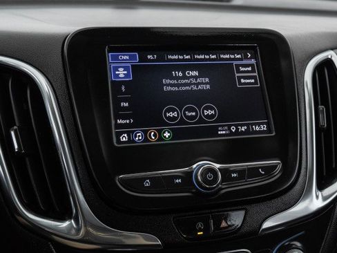 Used 2022 Chevrolet Equinox LT w/ Driver Convenience Package image 24