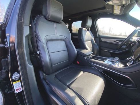 Used 2024 Jaguar F-PACE R-Dynamic S image 29