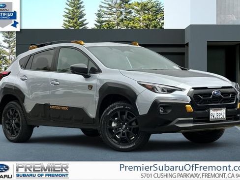 Used 2025 Subaru Crosstrek 2.5i Wilderness w/ Crosstrek Mirror Package AWD/4WD image 1