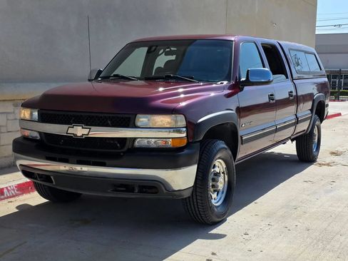 Used 2002 Chevrolet Silverado 2500 LS w/ Off-Road Skid Plate Pkg AWD/4WD image 7