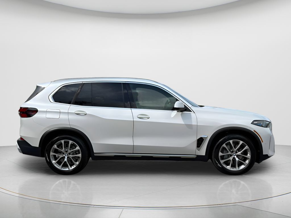 New 2026 BMW X5 xDrive50e AWD/4WD image 4