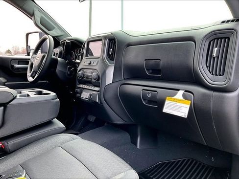 New 2026 Chevrolet Silverado 2500 Custom w/ Custom Convenience Package image 9