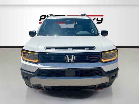 Used 2026 Honda Passport TrailSport Elite image 2
