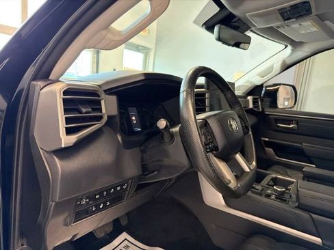 Used 2022 Toyota Tundra Limited w/ Power Package AWD/4WD image 20