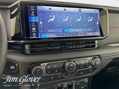 New 2026 Jeep Gladiator Rubicon image 32