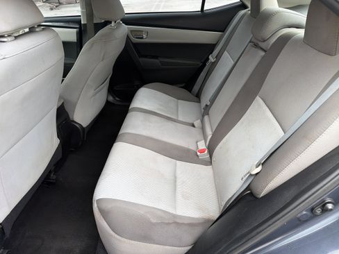 Used 2017 Toyota Corolla LE FWD image 22