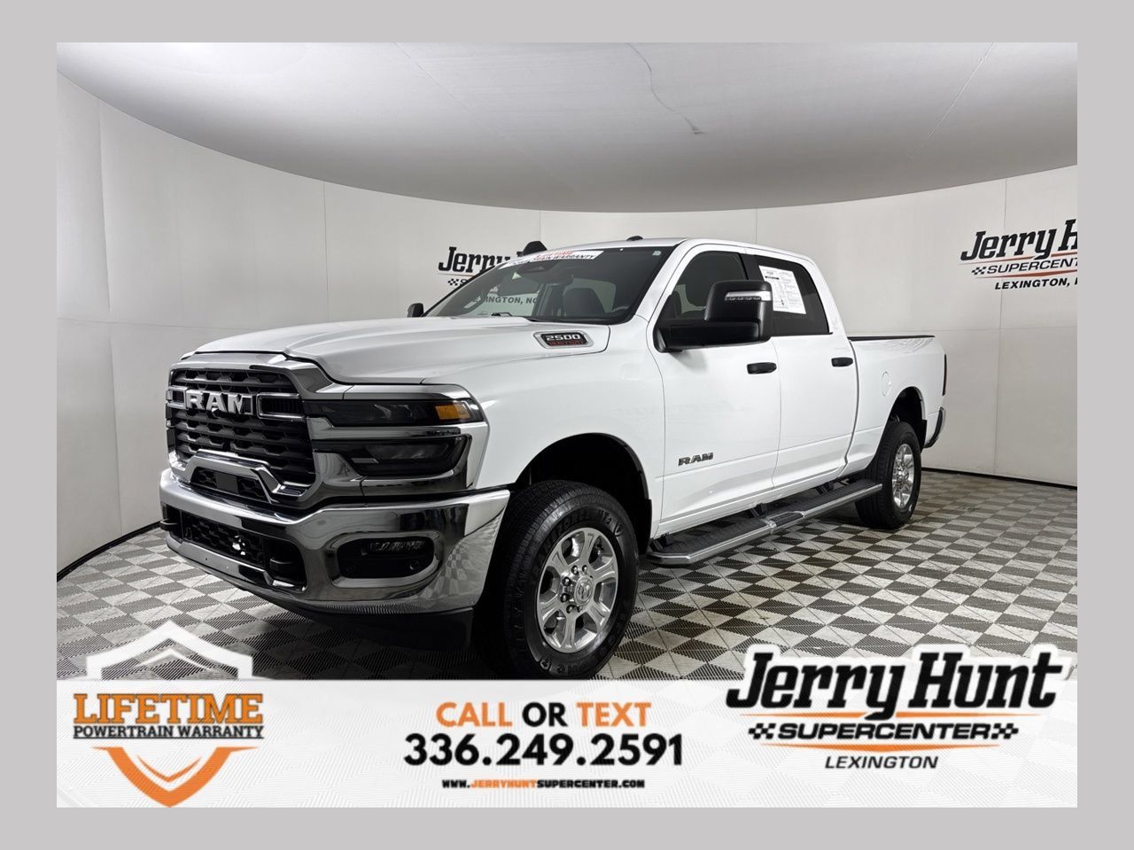 Used 2025 RAM 2500 Big Horn AWD/4WD image 1