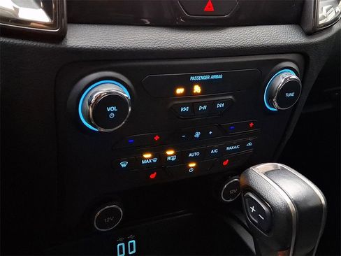 Used 2019 Ford Ranger Lariat w/ Trailer Tow Package image 17