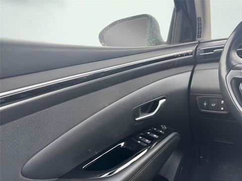 Used 2024 Hyundai Tucson Limited image 31