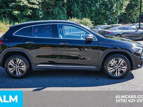 Used 2025 Mercedes-Benz GLA 250 image 9