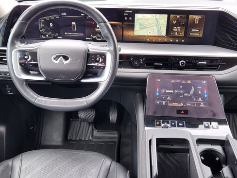 Used 2025 INFINITI QX80 Luxe RWD image 10
