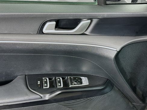 Used 2025 Kia K5 LXS image 15