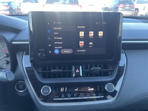 Used 2023 Toyota Corolla Cross LE image 8