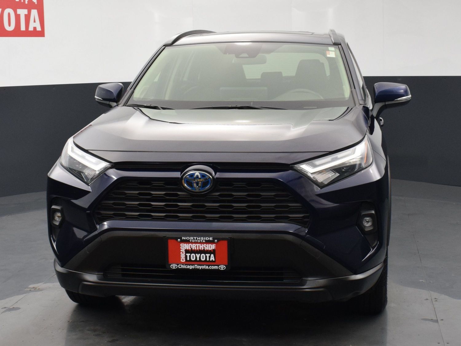 Used 2023 Toyota RAV4 XLE Premium AWD/4WD image 7