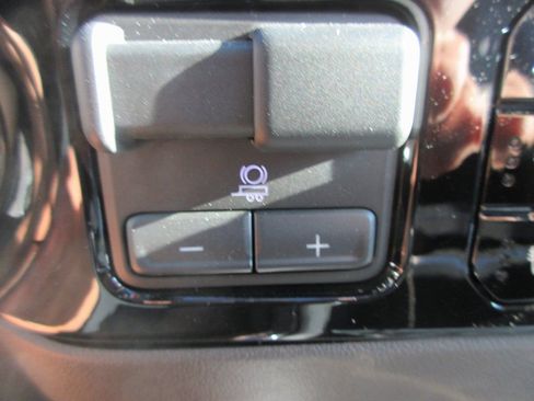 New 2026 GMC Sierra 2500 SLT w/ SLT Premium Package image 21