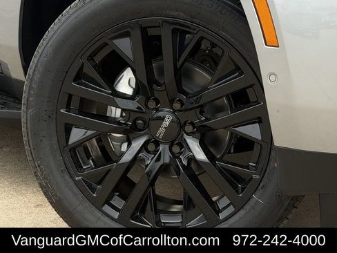 New 2026 GMC Yukon Elevation w/ Elevation Premium Package AWD/4WD image 9