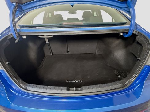 Used 2017 Hyundai Elantra Value Edition w/ Cargo Package image 35