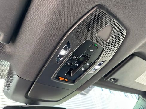 Used 2024 Porsche Macan 4 Electric image 35