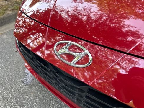 Used 2022 Hyundai Elantra SEL w/ Convenience Package FWD image 27