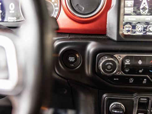 Used 2020 Jeep Wrangler Unlimited Rubicon w/ Dual Top Group image 26