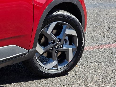 New 2025 Hyundai Venue SEL image 8