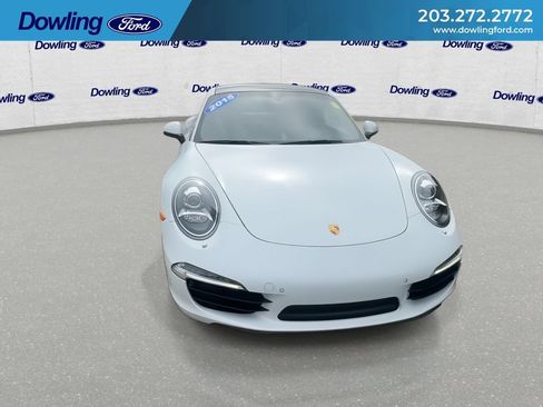 Used 2015 Porsche 911 Carrera RWD image 3