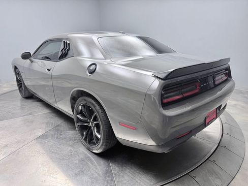 Used 2018 Dodge Challenger R/T w/ Blacktop Package RWD image 7
