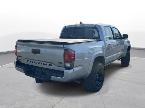 Used 2022 Toyota Tacoma SR5 w/ Technology Package AWD/4WD image 6