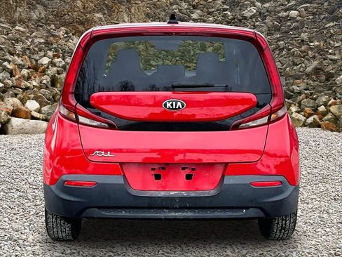 Used 2020 Kia Soul LX image 4