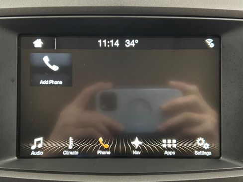 Used 2018 Lincoln MKT AWD image 7