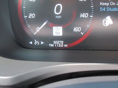 Used 2021 Volvo S60 T5 Momentum FWD image 31