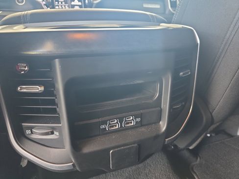 Used 2023 RAM 1500 Big Horn AWD/4WD image 22