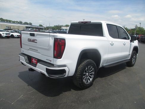 Used 2021 GMC Sierra 1500 AT4 w/ AT4 Premium Package AWD/4WD image 6