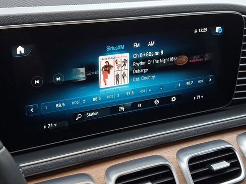 Used 2020 Mercedes-Benz GLE 350 4MATIC image 18