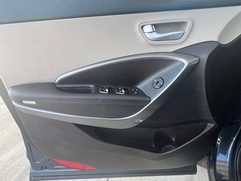 Used 2017 Hyundai Santa Fe Sport FWD image 5