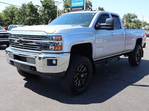 Used 2015 Chevrolet Silverado 2500 LTZ w/ Snow Plow Prep Package AWD/4WD image 23