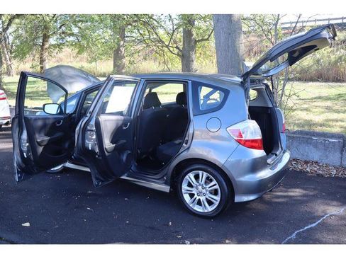 Used 2011 Honda Fit Sport image 15